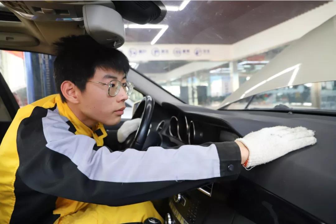 想学习二手车鉴定评估师？这个新的学习模式你知道了吗？