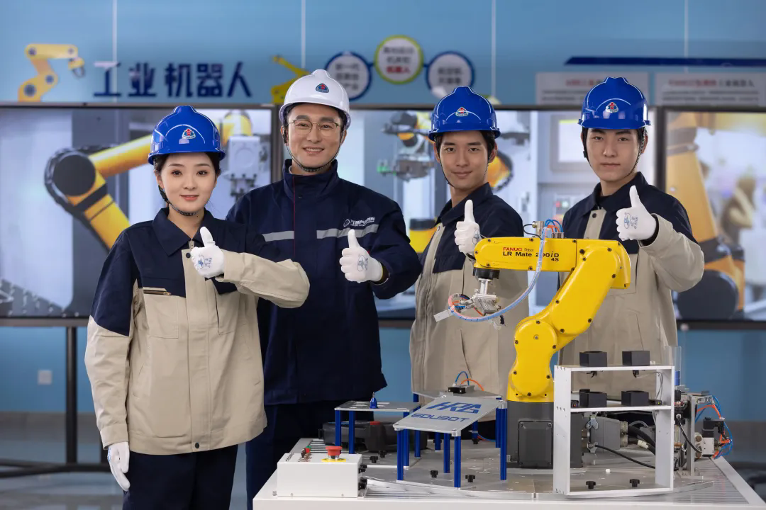 高中及中职毕业生，等注册入学还是想学技术没考虑好？别担心，山东万通助你走稳技能成才路！