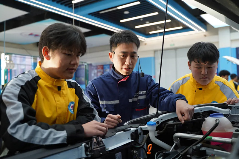 人生卡壳别硬扛！在济南遇见山东万通，解锁逆风翻盘通关秘籍