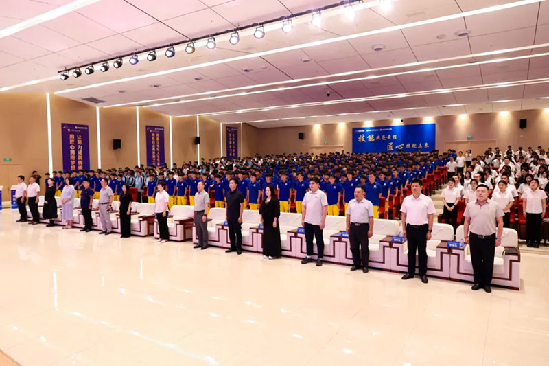 匠心智造·专业领航 山东万通 2025 专业升级战略发布会暨产教融合校企合作签约盛典圆满收官！