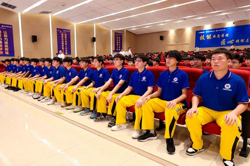 山东万通2025年学费多少钱？有其它隐形收费吗？