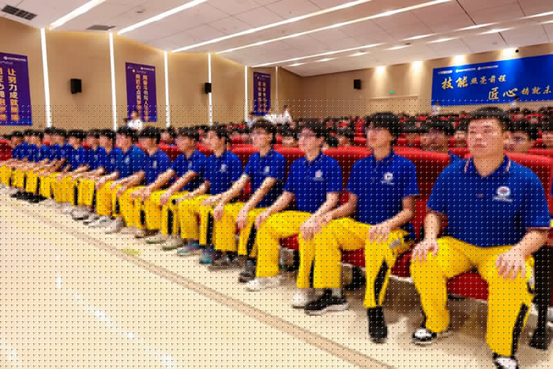 从万通出发 向卓越奋进  山东万通 “优秀毕业生” 评选启动！寻找照亮未来的榜样之光！