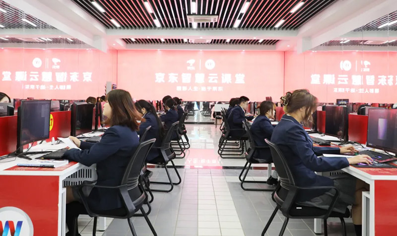 山东万通技工学校荣膺“泉城新播力” 人才培育基地，赋能电商直播人才培育新征程