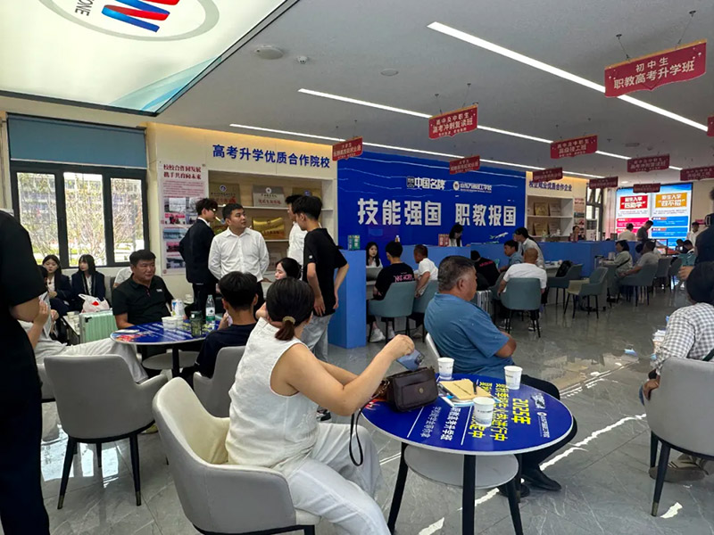 技校不满意，想在十月转学，还有机会吗？想了解山东万通，这所院校靠不靠谱？