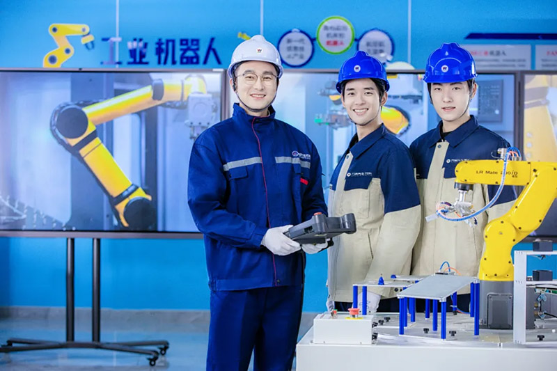 山东万通校企定向班专业推荐——PLC自动化